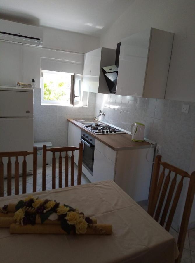 Anka Pag Appartement *