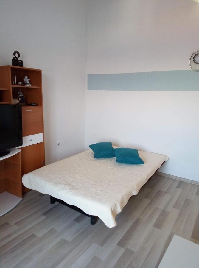 Anka Pag Appartement *