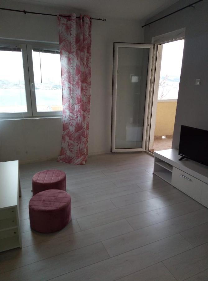 Apartment Anka Pag *