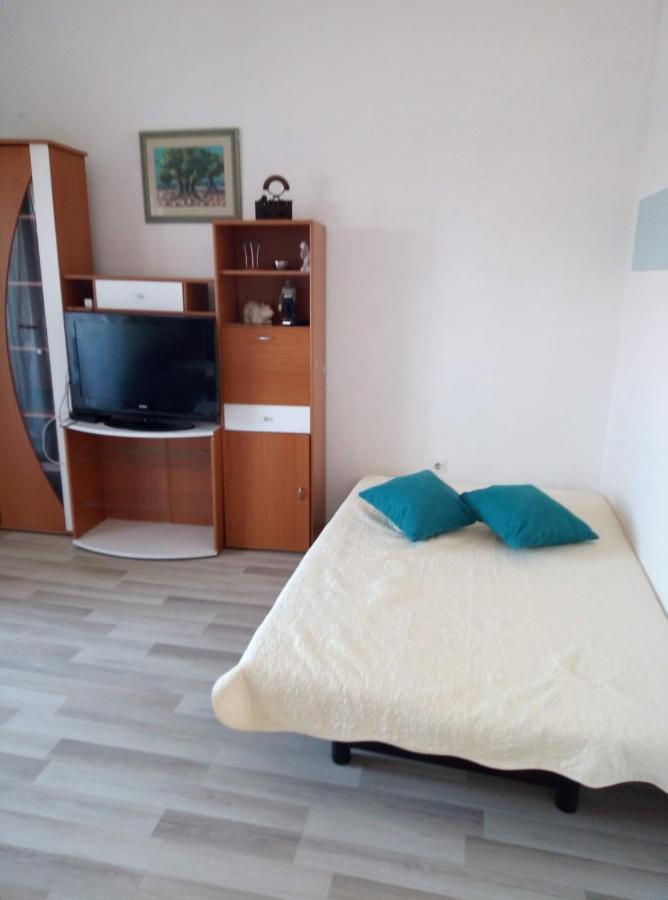 Anka Pag Apartment *