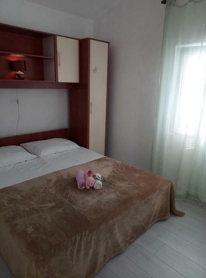 Apartment Anka Pag *
